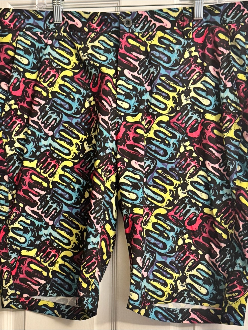 Hreski Vibrant Multicolor Golf Shorts